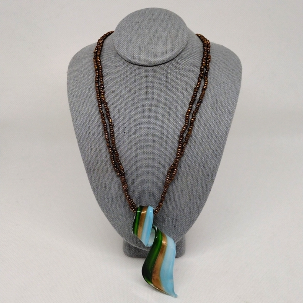 Art Glass Pendant and Beaded Necklace‎